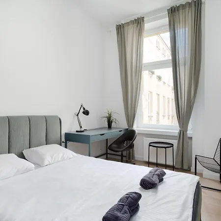 - 13 People - 3 Bedroom - Center -gn56 Apartment *