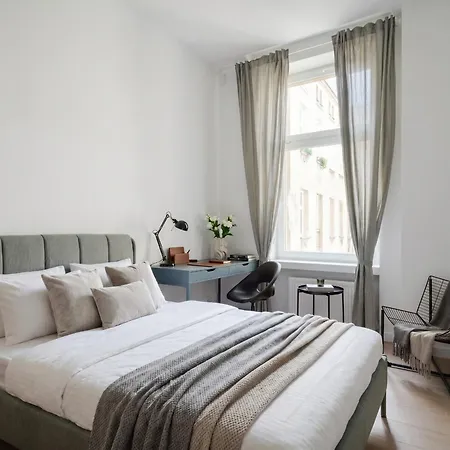 Golden - 3 Bedrooms- Great Location&prezydenta Gabriela Narutowicza Lejlighed